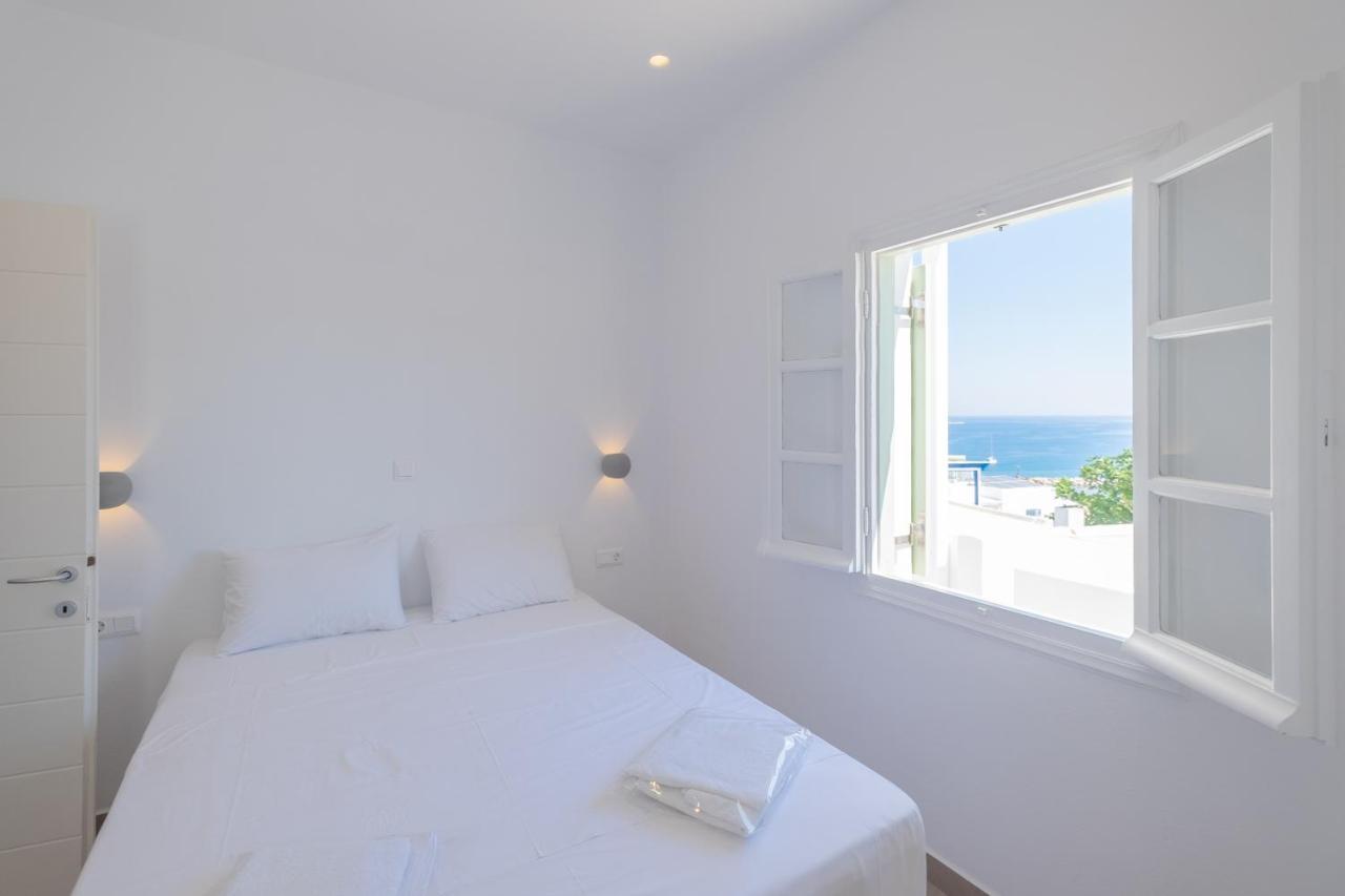 Lorenzo Studios And Suites Paros Nausa Exteriér fotografie