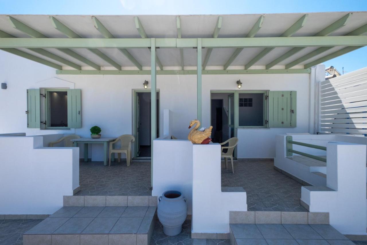 Lorenzo Studios And Suites Paros Nausa Exteriér fotografie