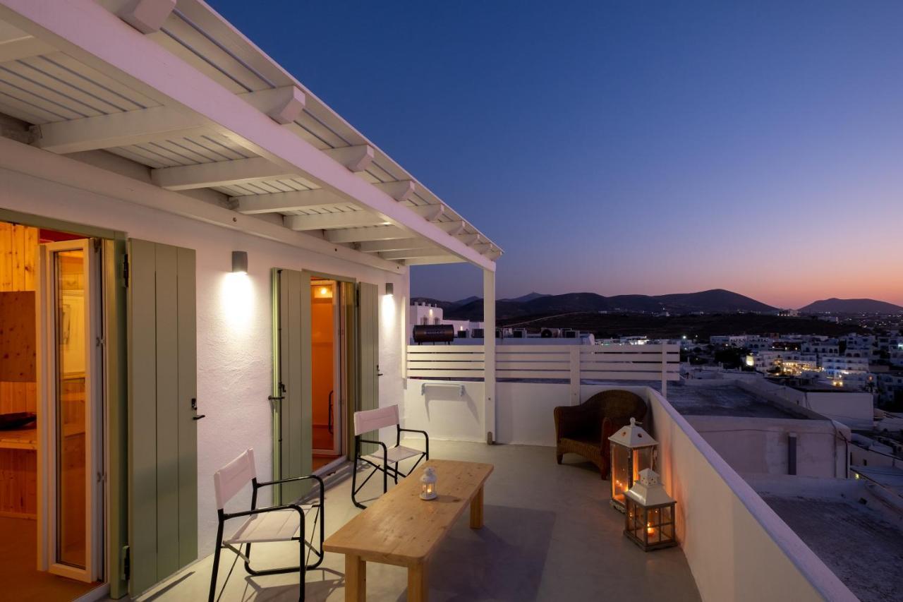 Lorenzo Studios And Suites Paros Nausa Exteriér fotografie