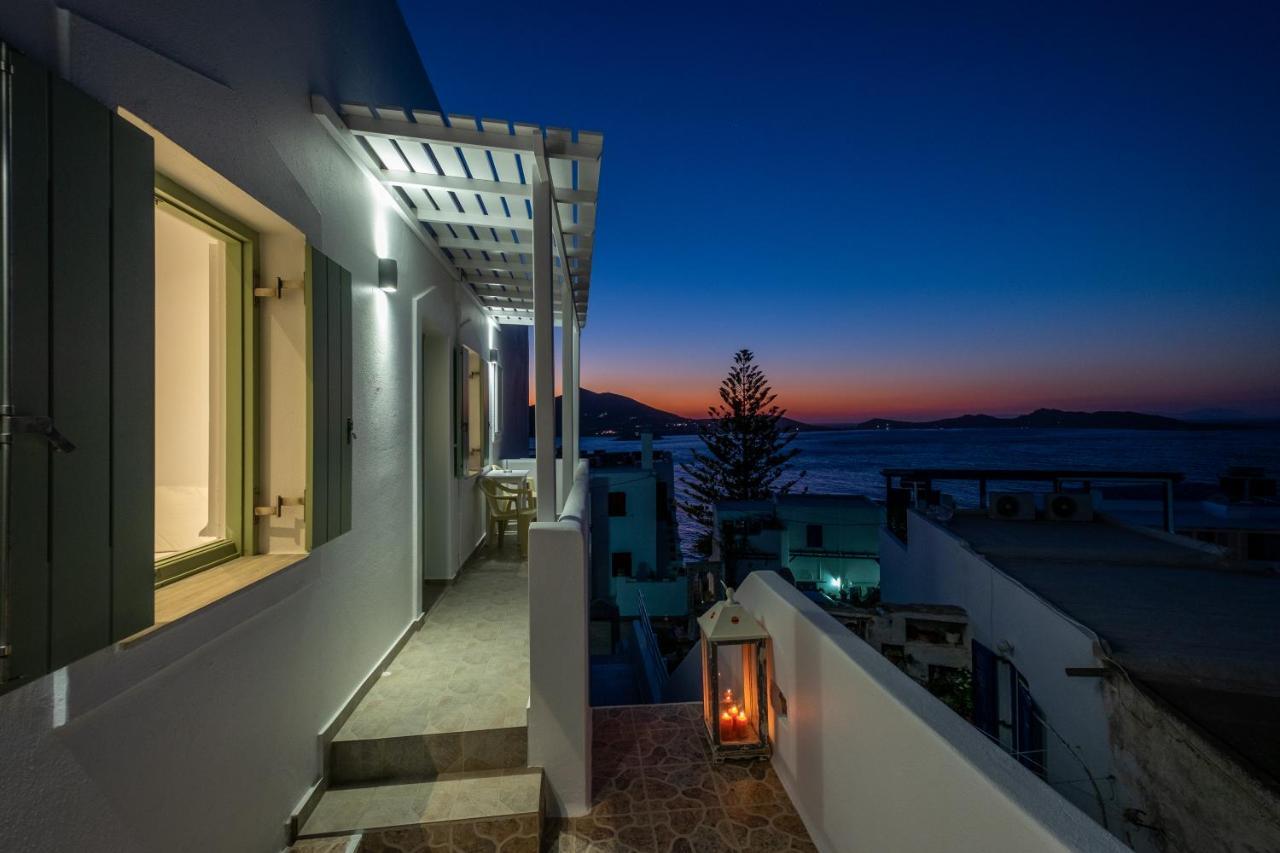 Lorenzo Studios And Suites Paros Nausa Exteriér fotografie